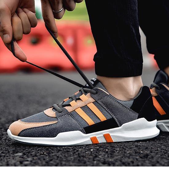 Giày Sneaker Nam Đen 2 Sọc Cam Thể Thao