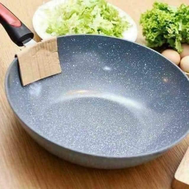 CHẢO VÂN ĐÁ 32CM SIÊU BỀN CHỐNG DÍNH.