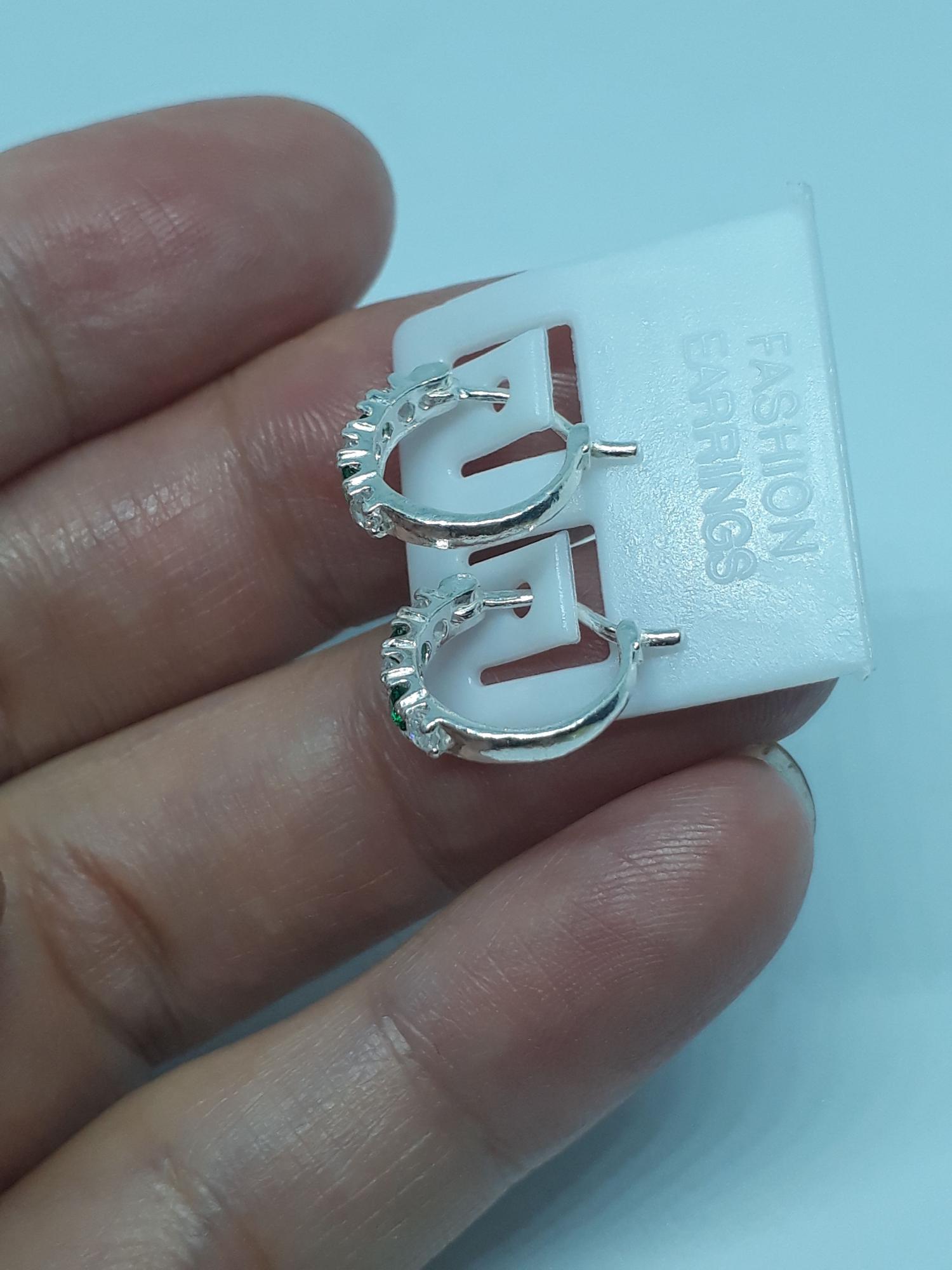Bông tai bạc trẻ em từ sơ sinh đeo được.