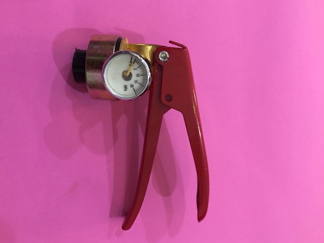 Van cứu hỏa có cổ bình, đồng hồ 20MPa