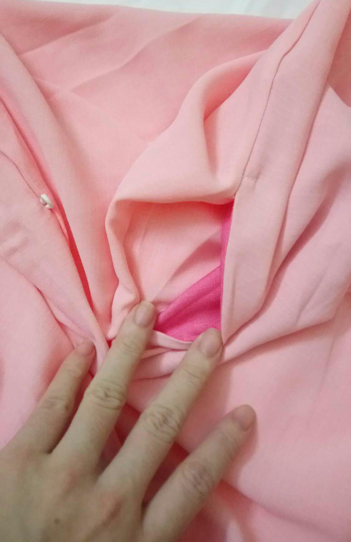 Váy bầu von lụa nơ cổ cho mẹ