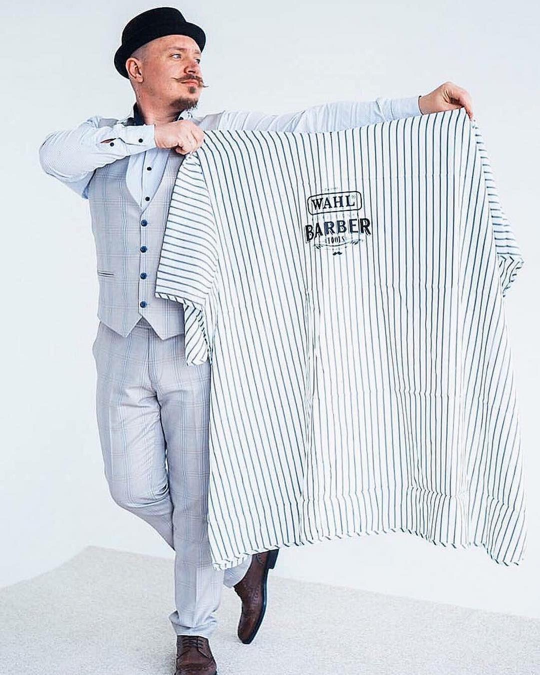 Áo Chùm Cắt Tóc WAHL BARBER (Kẻ Trắng) 2018