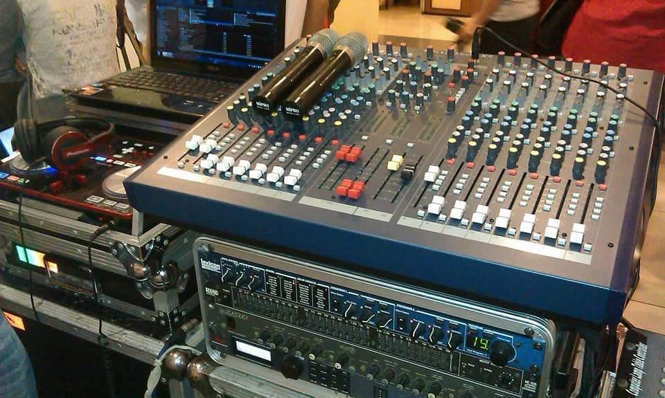[Trả góp 0%]MIXER SOUNDCRAFT LX9-16 CHANNEL PRO