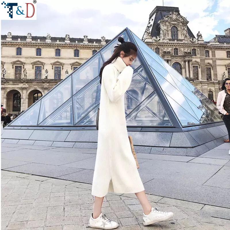Đầm cổ lọ nữ màu trắng