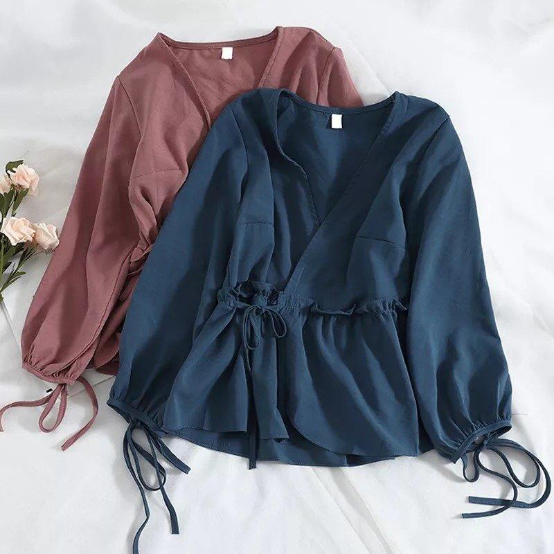 Sơ mi von cổ tim, tay lửng thắt eo đơn giản TTS0039