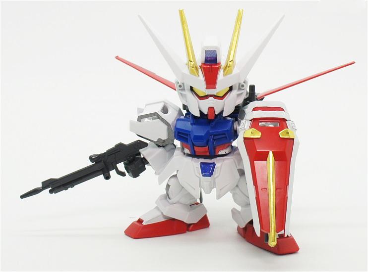 Mô Hình Lắp Ráp Bandai SD EX-Standard Aile Strike Gundam