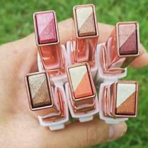 Sáp kẻ mắt 2 màu WODWOD color eye shadow