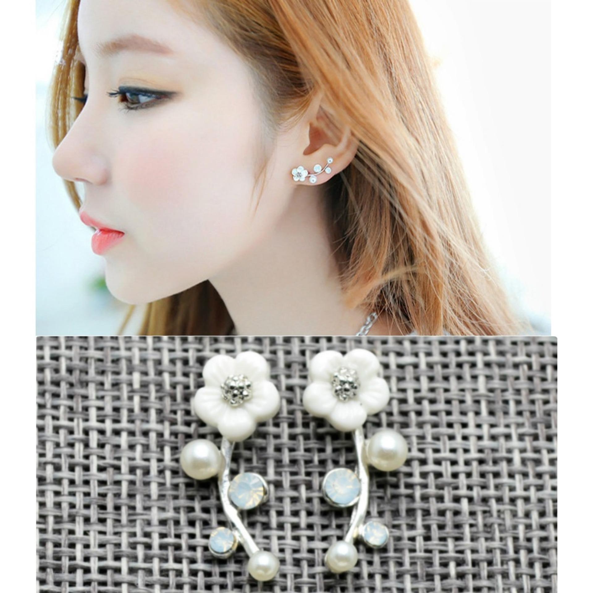 [HCM]Bông Tai Nhánh Hoa Cúc  Zircon Đeo Được 2 Kiểu Phong Cách Nhật Bản BTSHELLFLOWER02