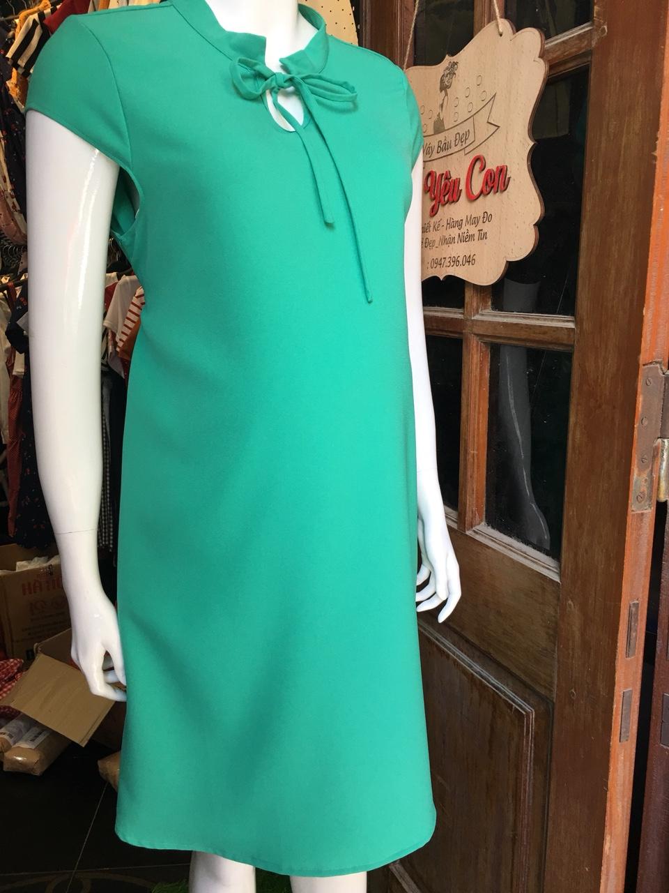 Váy bầu Xanh ngọc cổ tàu