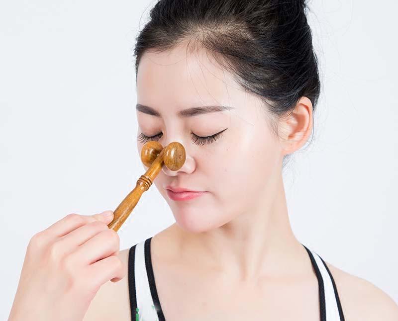 cây lăn massage mặt, mũi bằng Gỗ 