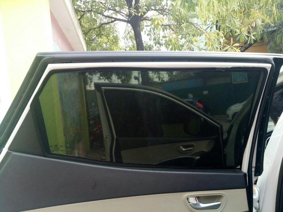 Chắn nắng theo xe santafe