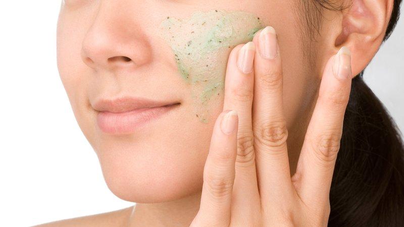 Kem Xóa Mờ Nám Tàn Nhang đồi mồi sạm da Sắc Mộc Lam