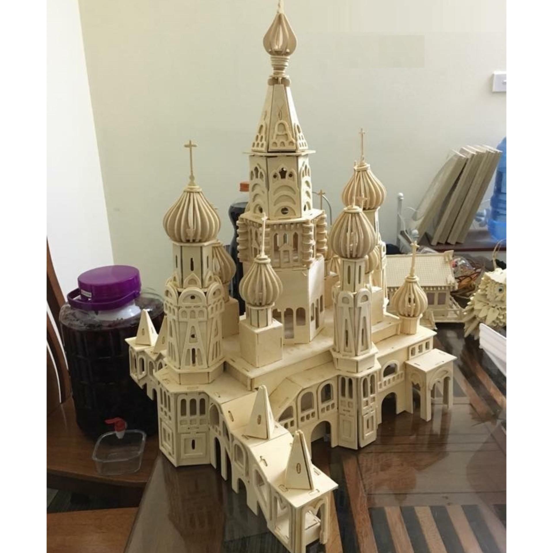 Đồ chơi lắp ráp gỗ 3D Mô hình Lâu đài Saint Petersburg - Tặng kèm đèn LED trang trí dài 2m 20 bóng