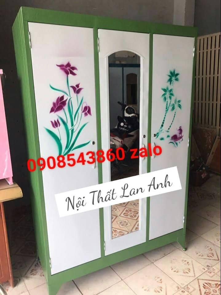 Tủ quần áo bằng sắt 3 cánh