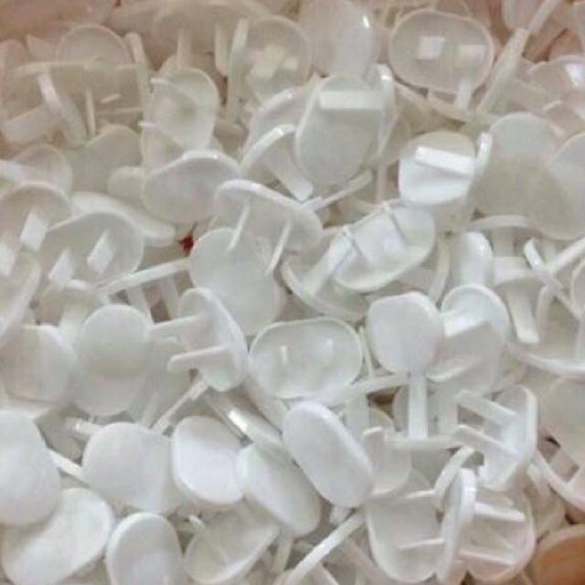 Sỉ 50 nút bịt ổ điện