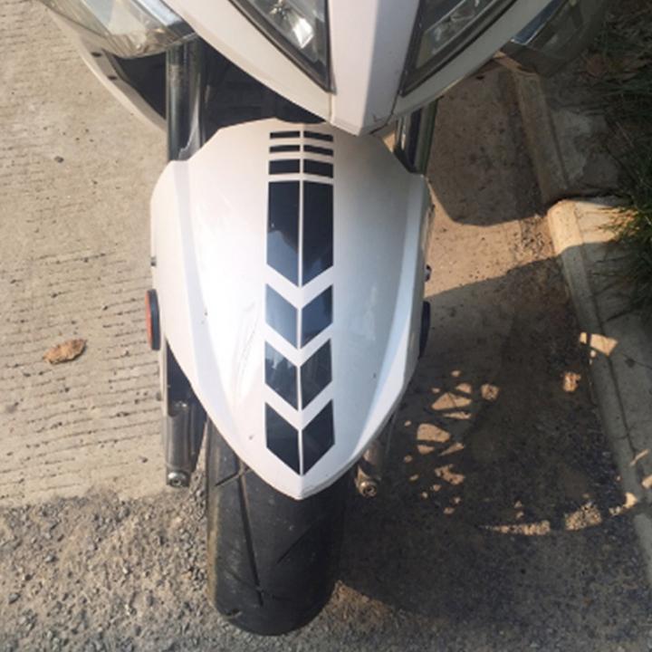 RẺ VÔ ĐỊCH Decal phản quang dán xe thể thao (trắng)