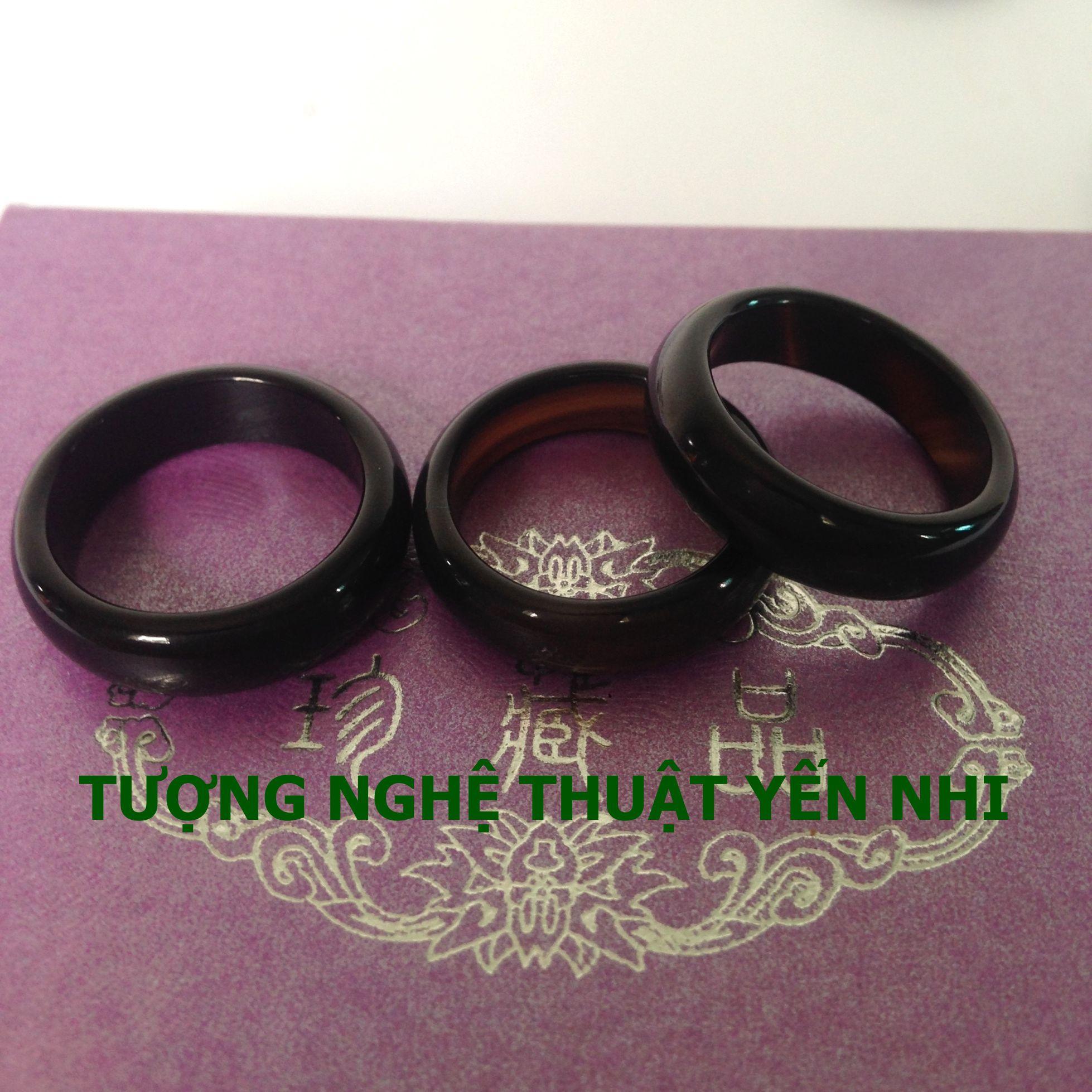 Nhẫn Mã não đen ( thiên nhiên 100%)