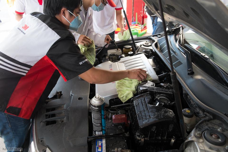 [HCM]Dung Dịch Tẩy Rửa Dầu Mỡ Động Cơ 3M Foaming Engine Degreaser 08899 467g