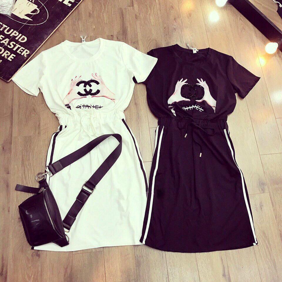 Set áo thun + chân váy sọc