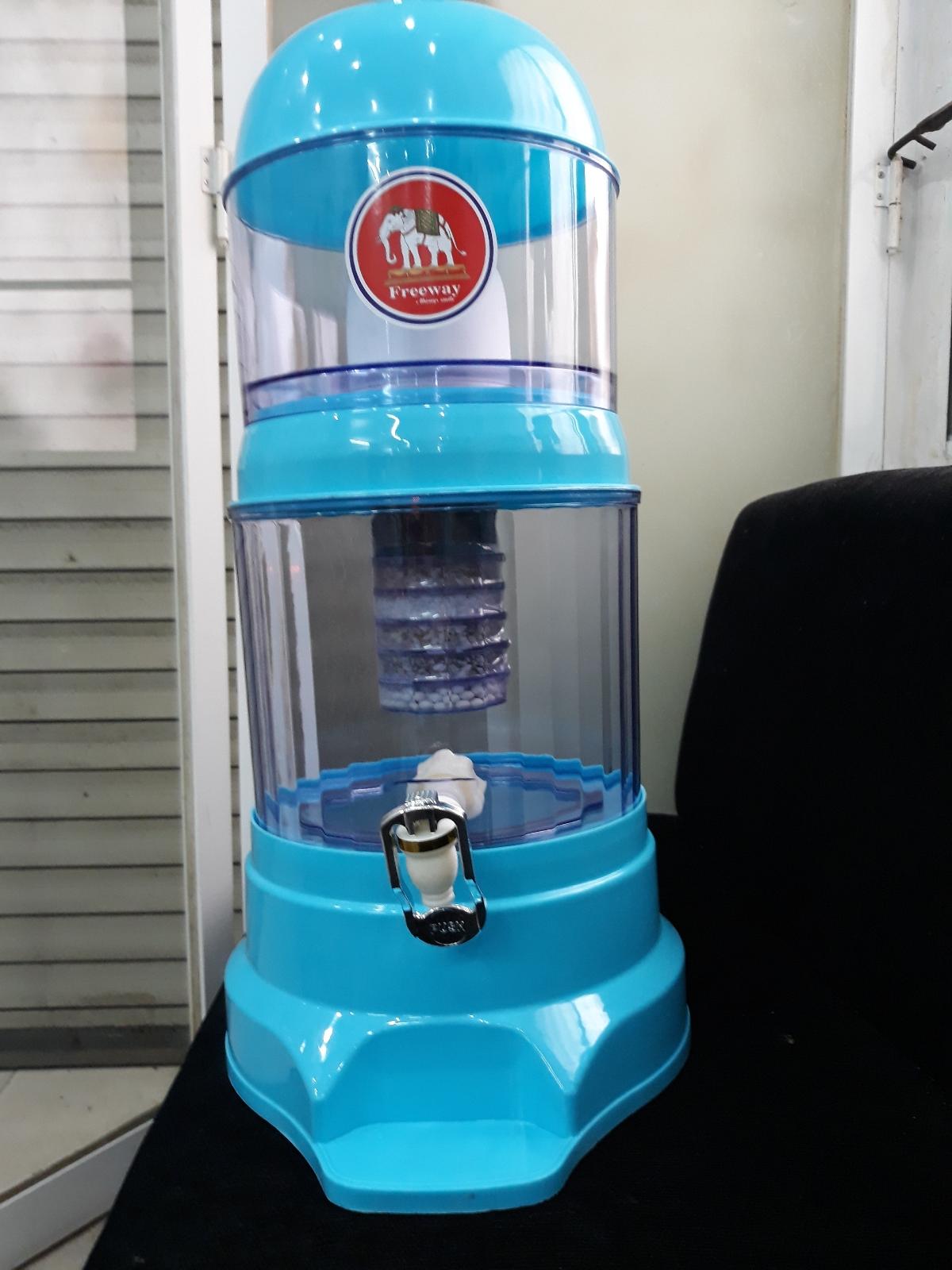 Bình lọc nước tốt màu xanh đẹp