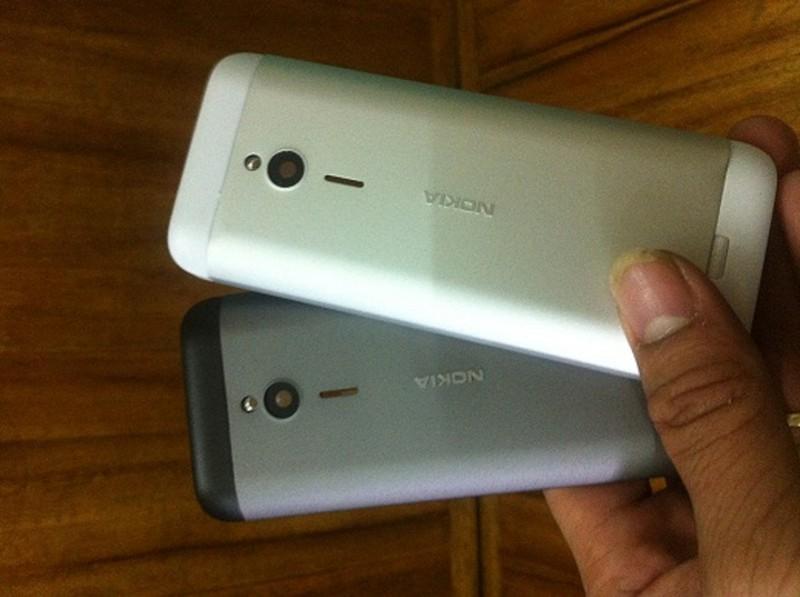 vỏ nokia 230 có sườn và phím kèm theo