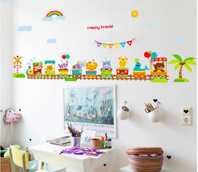 [HCM]Decal dán tường đoàn tàu thú