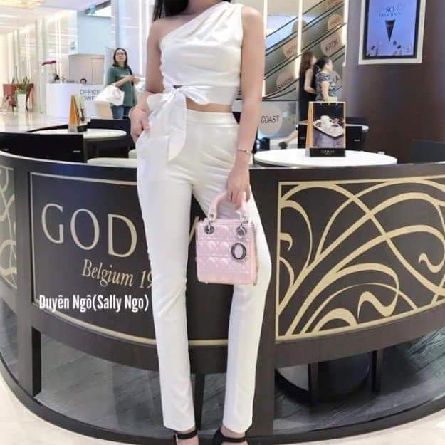 Sét áo croptop lệch vai và quần tây 