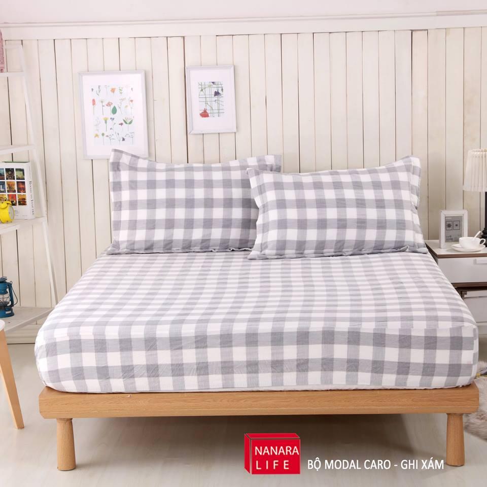 Bộ chăn Model Caro Nanara Life - Nhật Bản 200x220cm bộ 7 món: gồm 1 ga, 1 chăn trần, 2 vỏ gối nằm, 1 vỏ gối ôm, 2 vỏ gối tựa (Xanh biển)