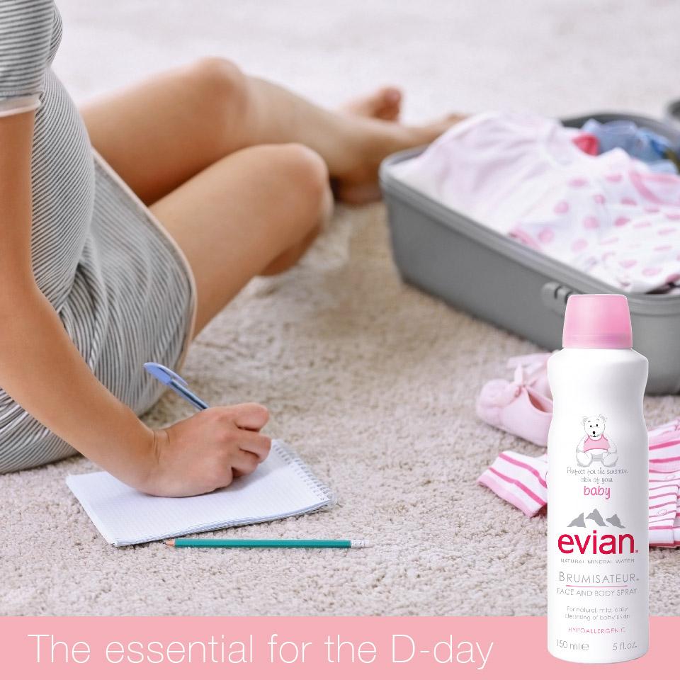 [HCM]Nước xịt khoáng EVIAN 150ml