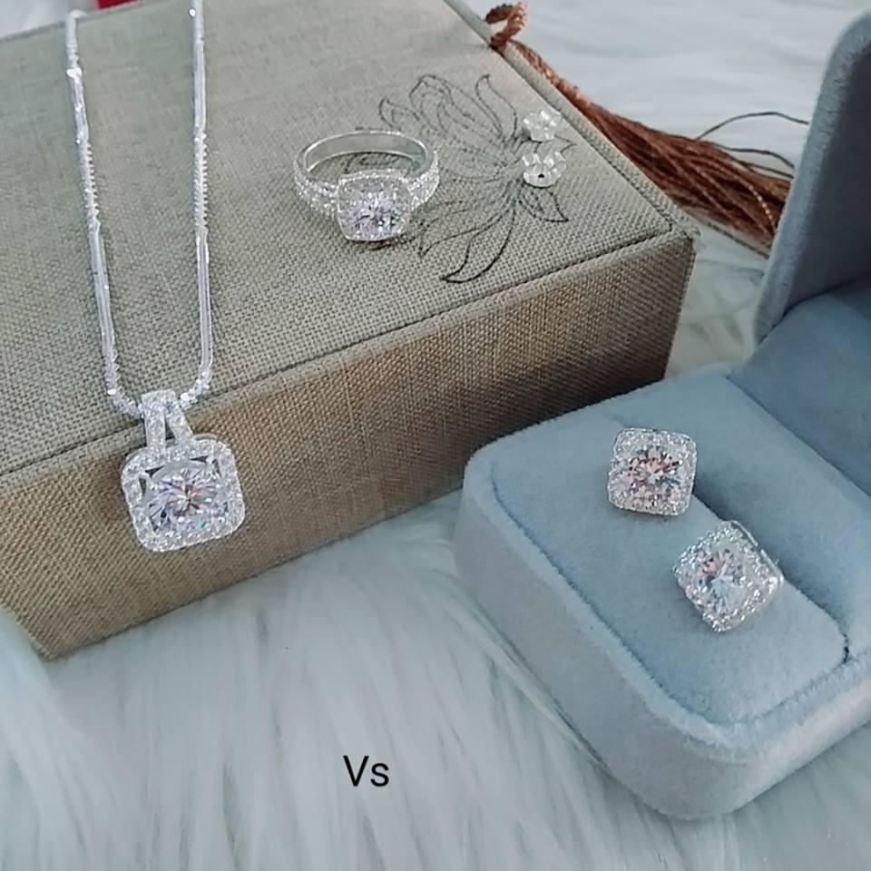Bộ trang sức bạc đính đá hình vuông cho nữ