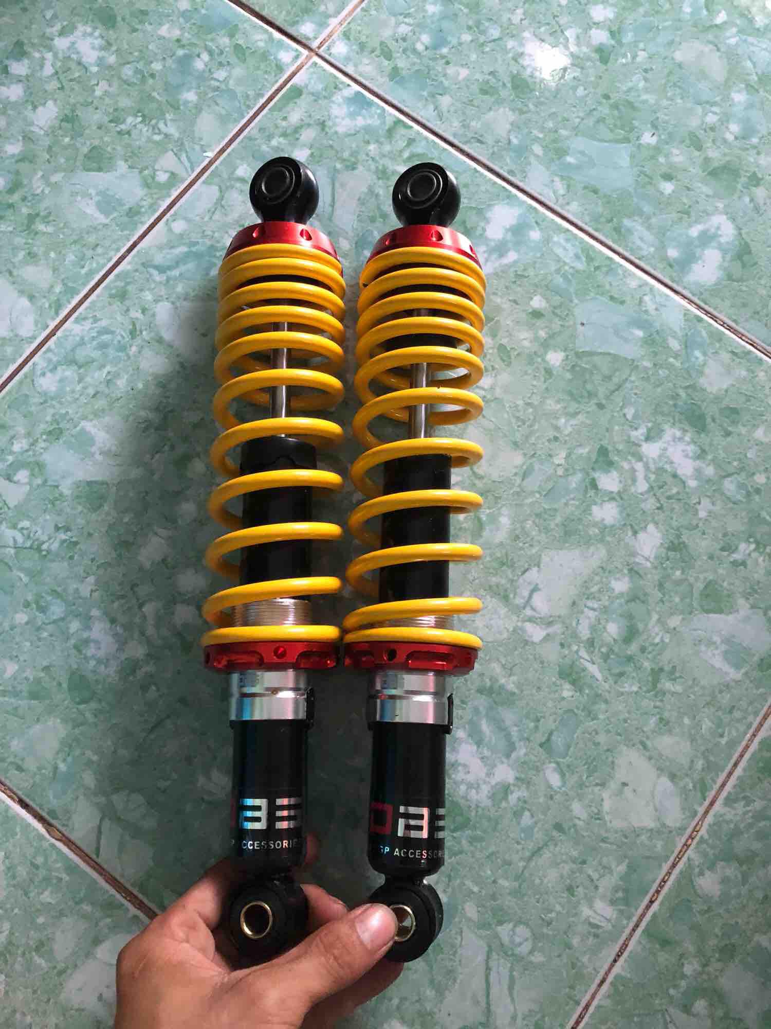 Phuộc xe máy, phuộc nhún dành cho xe sirius hoặc các dòng xe Yamaha, có nhiều màu để lựa chọn, chỉ có tại BeoBeoBeo