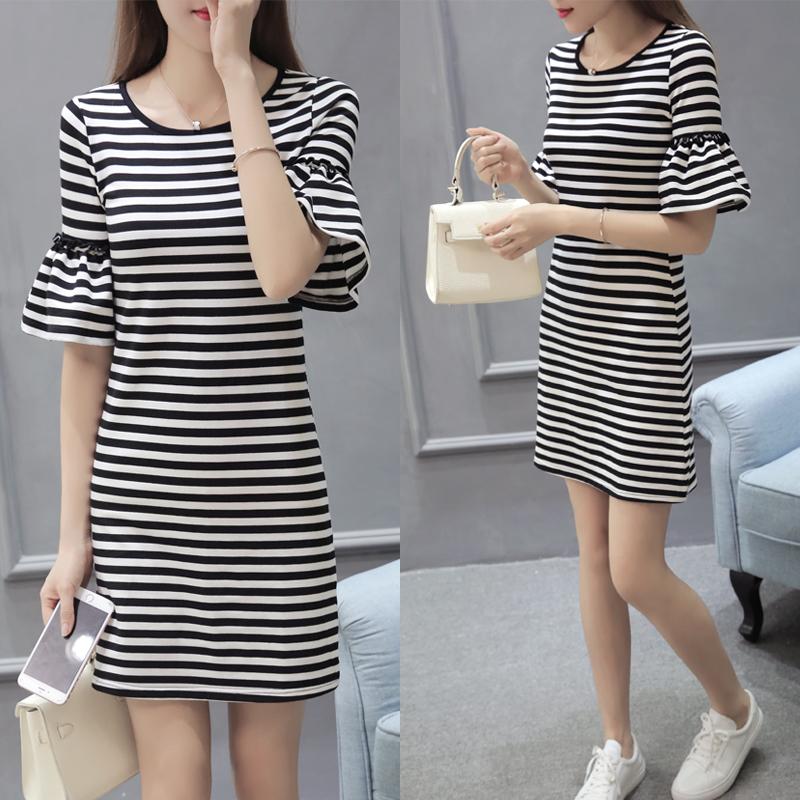 Váy Kẻ Ngang Tay Loe bs1659