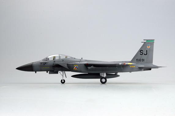 Mô hình máy bay F-15E TFS tỉ lệ 1:72