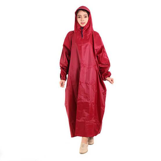 Áo Mưa Vải Dù Xẻ Tà Cánh Dơi 1m4 ( Đỏ Đô )