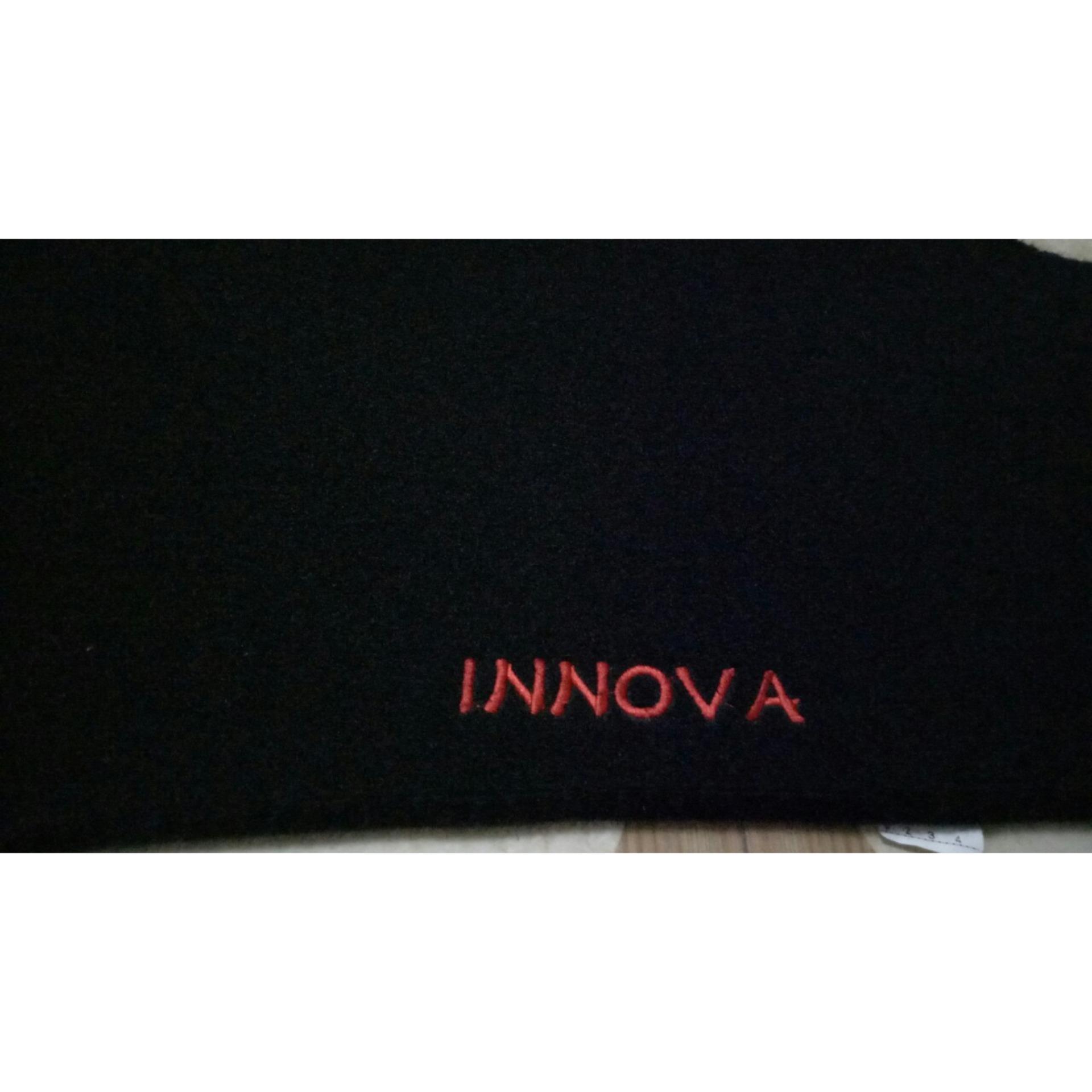 thảm chống nắng taplo xe innova đời 2005_2015