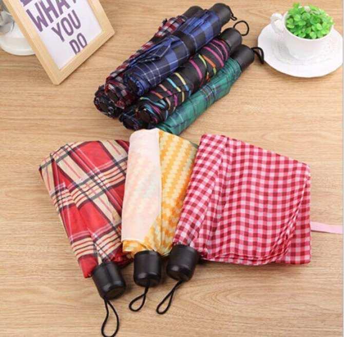 DÙ CẦM TAY XẾP GỌN  NHIỀU MÀU