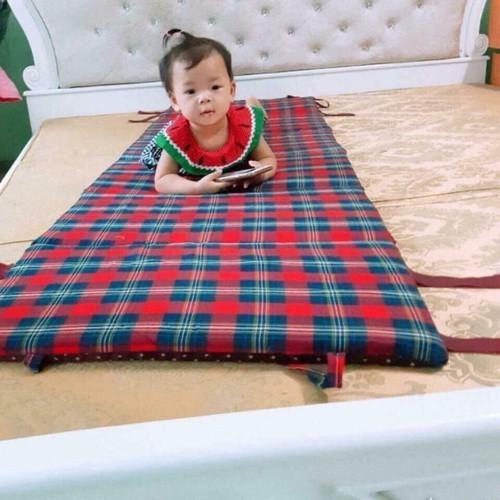 Đệm gấp văn phòng siêu nhẹ