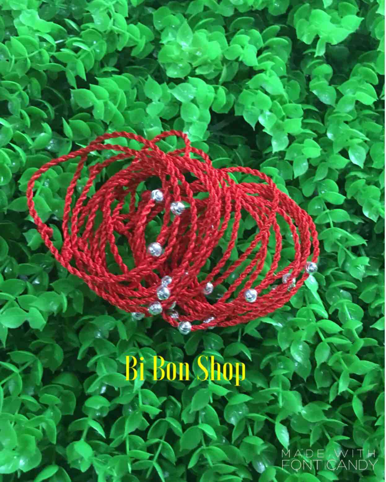 Vòng chỉ đỏ may mắn bi bạc