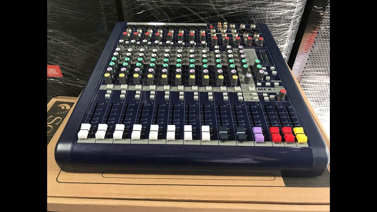 Mixer Soundcraft MFX 8/2