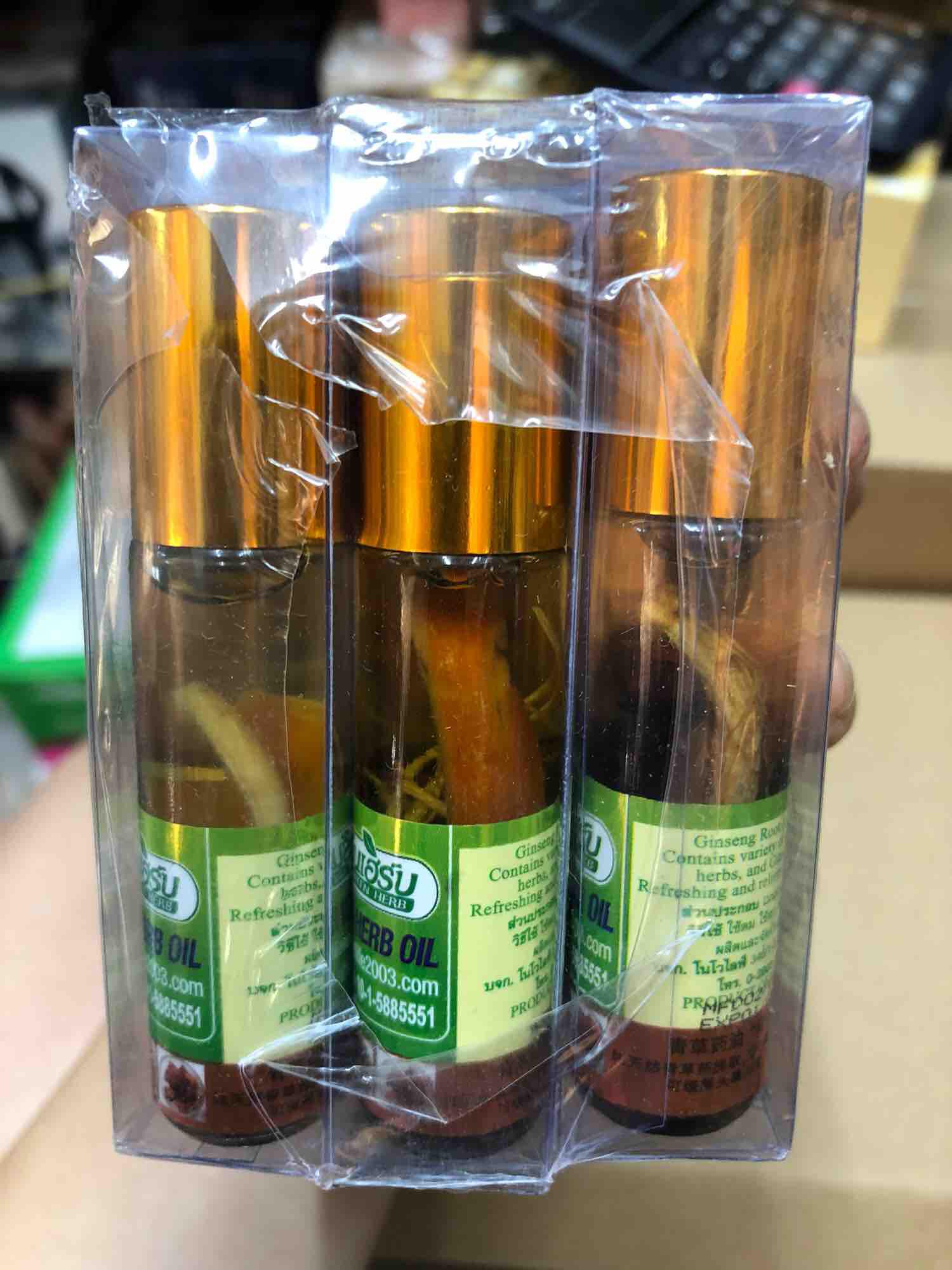 Dầu thảo dược Ginseng ( 1lóc 12 chai )