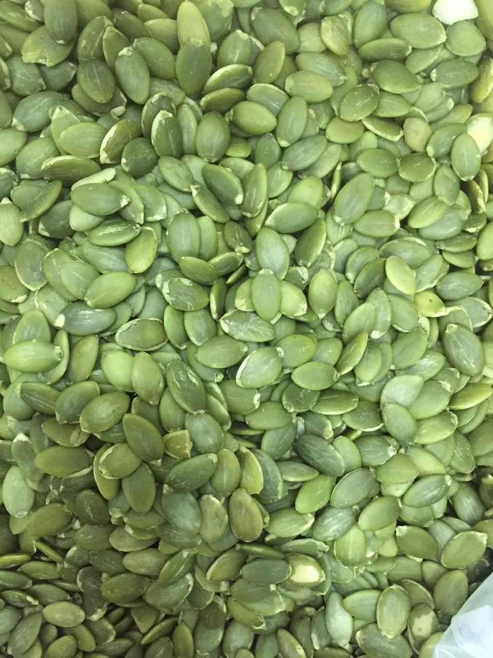 Nhân hạt bí xanh còn sống 1Kg