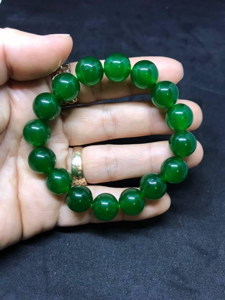 Vòng tay ngọc bích 12ly