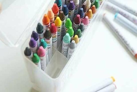 Bộ 64 cây bút sáp màu cho bé