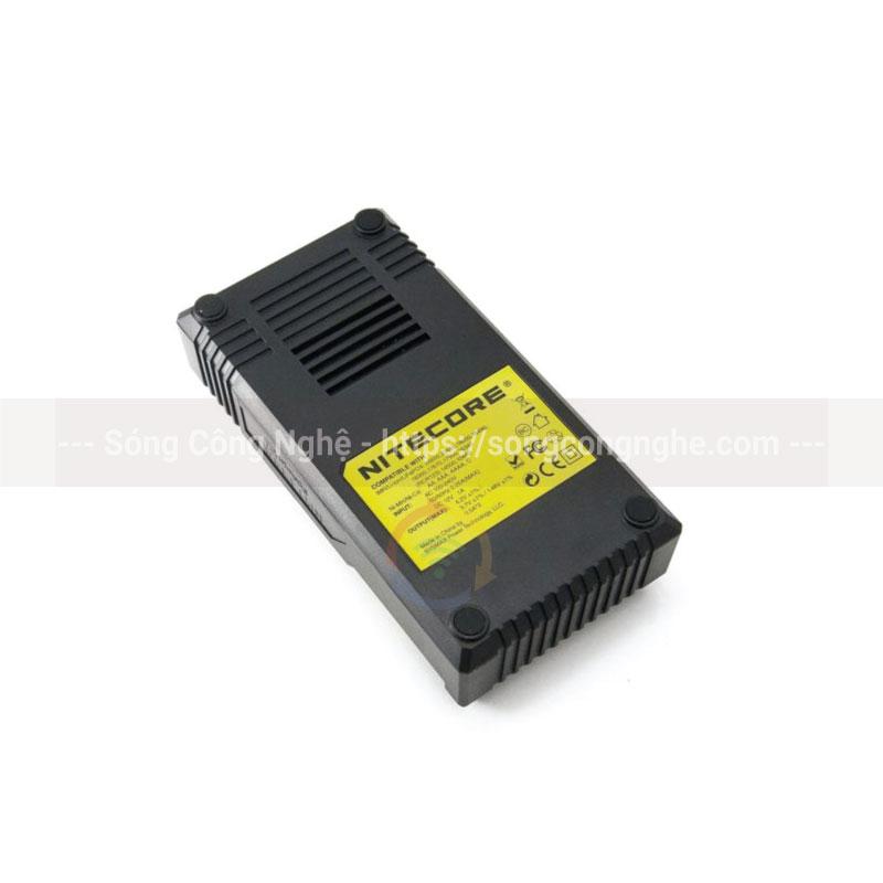 Bộ sạc thông minh 2 pin NiteCore DigiCharger D2