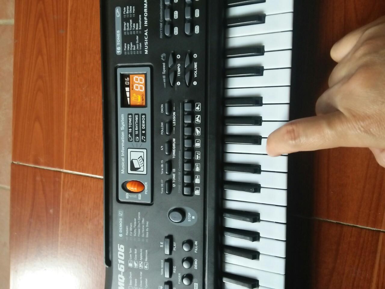 Bộ đàn Organ 61 phím MQ-6106 có Micro dành cho trẻ em
