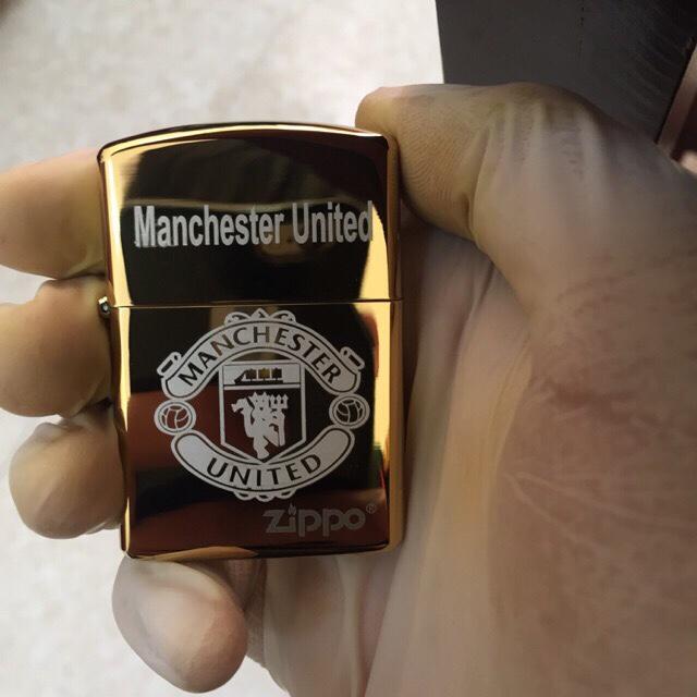 [HCM]Bật Lửa Zippo Logo Manchester United