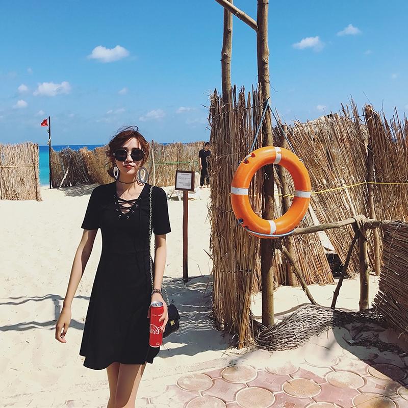 ĐẦM THUN BODY CỔ V ĐAN LƯỚI