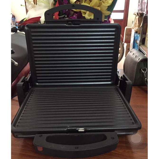 Máy kẹp nướng bánh mì, xúc xích, thịt 2 mặt 2000W