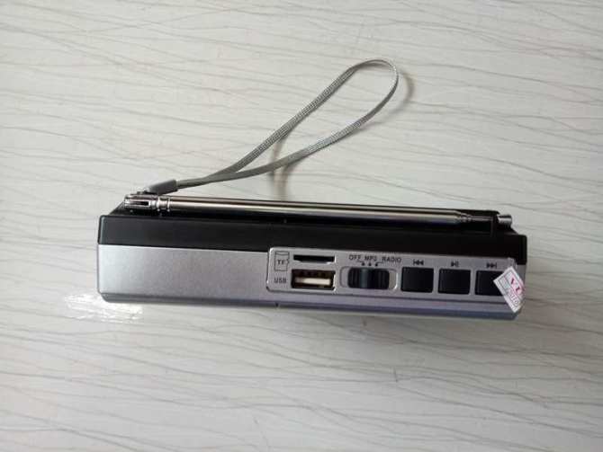 RADIO SONY - SW515U-CHẠY USB THẺ NHỚ - 9 BANDS RADIO SONY - SW515U-CHẠY USB THẺ NHỚ - 9 BANDS