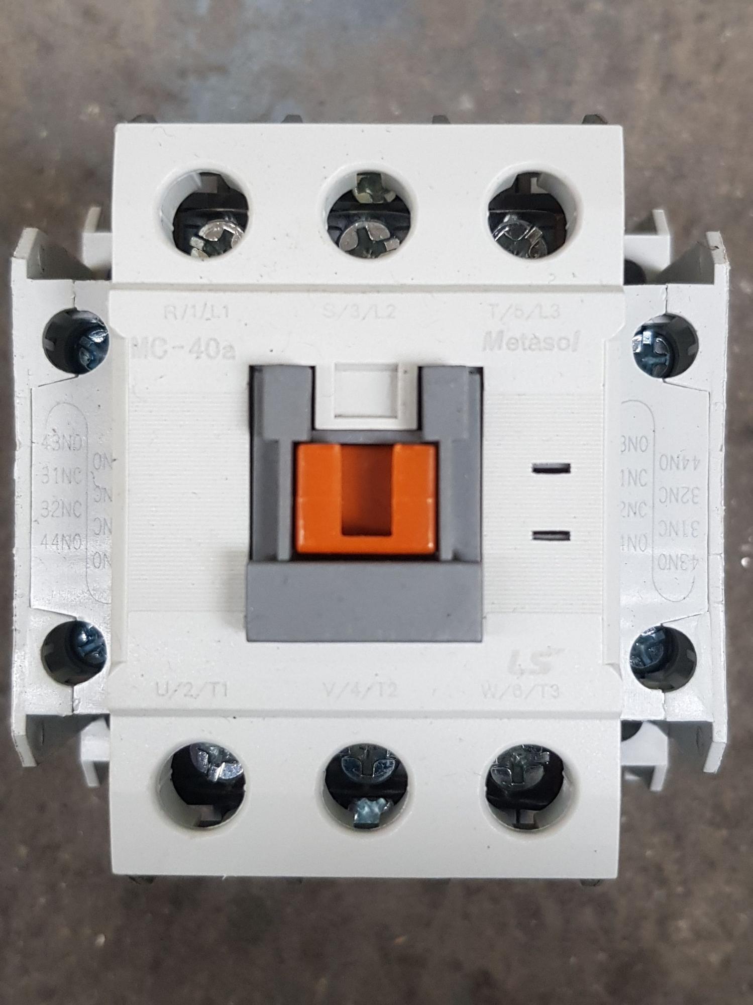 Khởi Động Từ MC 40A